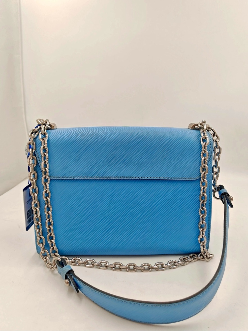 Authentic Louis Vuitton Twist MM Blue Epi Leather Limited Edition Bird Crossbody - Picture 4 of 15